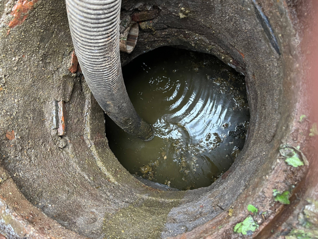 永丰化粪池清理的周期与注意事项